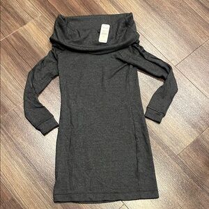 Splendid Off-Shoulder Dress